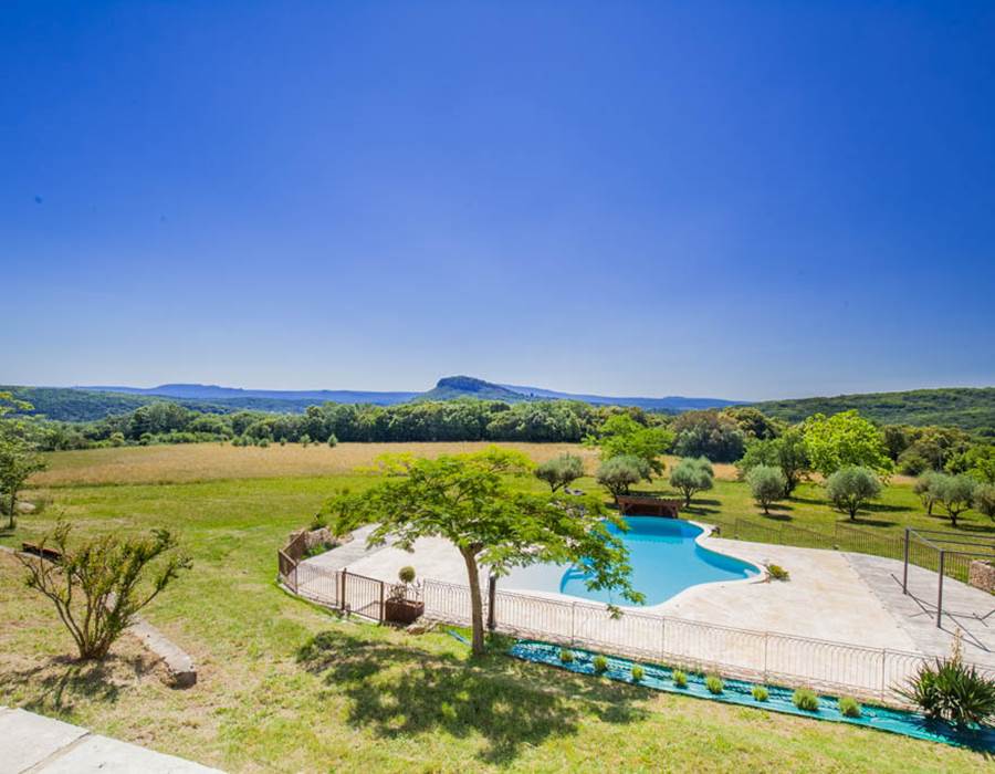 mas - terrasse - plage - gard - cevennes
