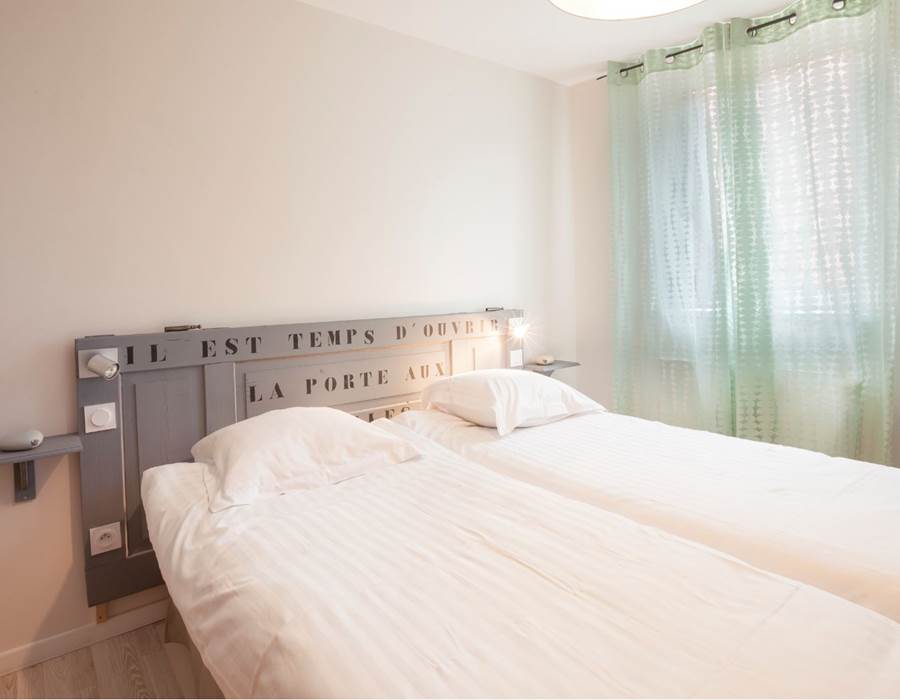 chambre 2 / bedroom 2
