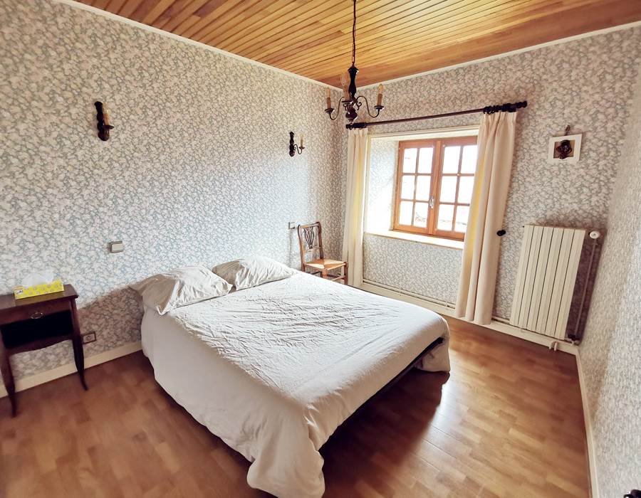 Chambre 3 : un lit double