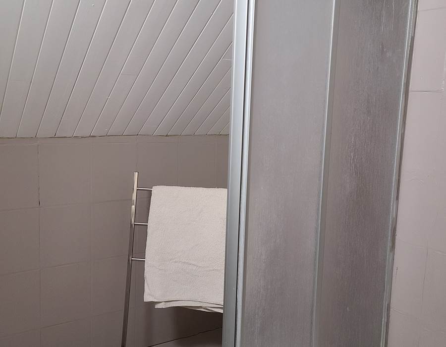 Salle de bain la Jonte 2P - DR