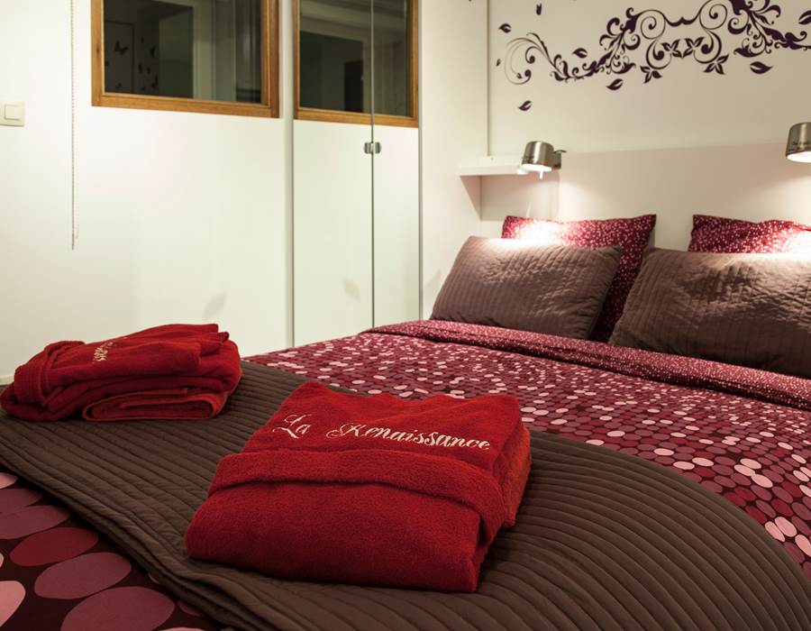 Chambre 4: Un lit double.