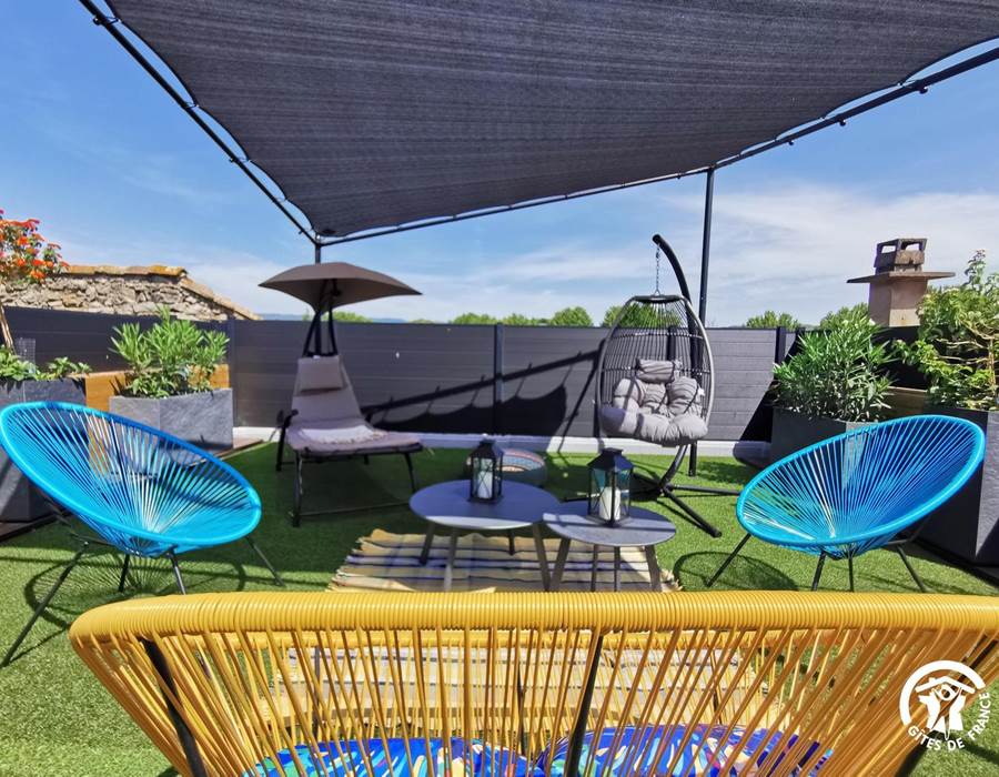 LE-PARCOURS-CATHARE-Terrasse