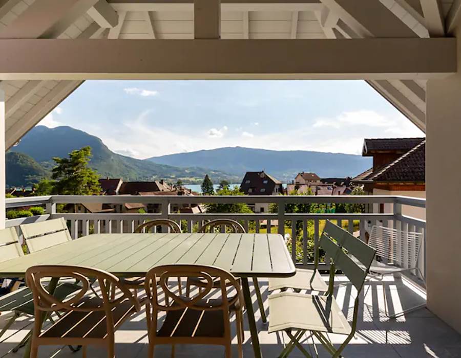 01-Le duplex vue Lac et montagnes-TERRASSE 1