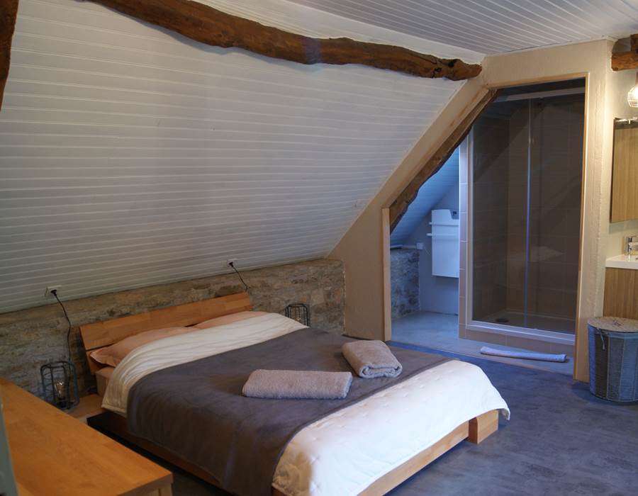 grande chambre a l'étage