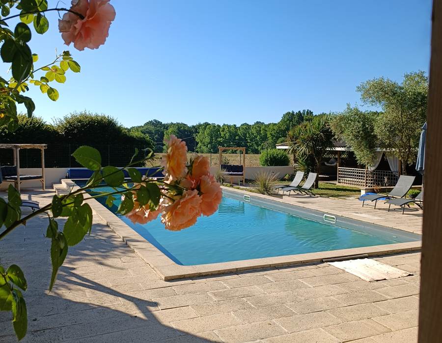 Gîtes, chambre d'hôtes et table d'hôtes gastronomique à Casteljaloux Lot et Garonne, piscine, jacuzzi et spa
