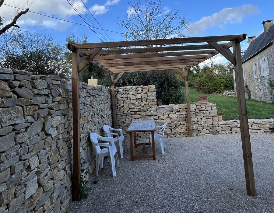 Le pigeonnier - terrasse