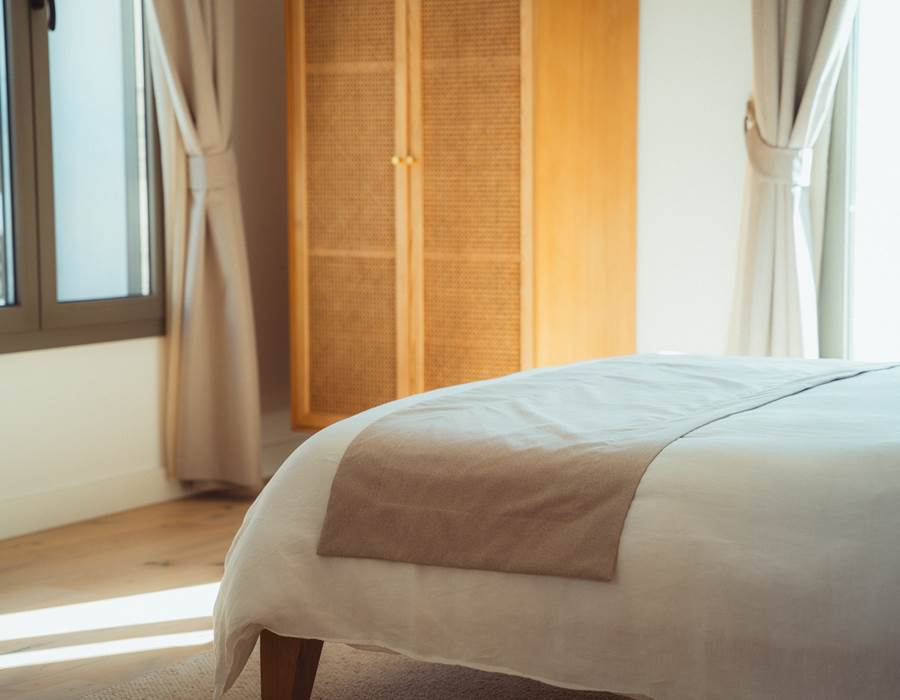 MAISON-BALAS-Suite-Terrassa-Armoire