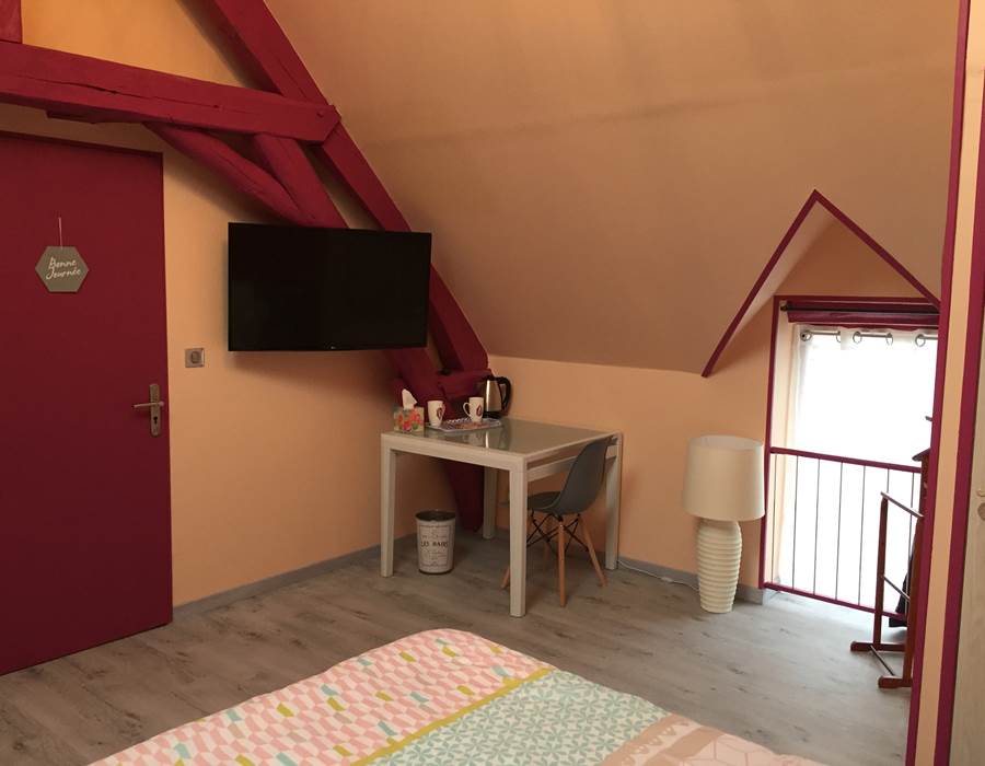 Lerougeetblanc-chambre hote gite-auxerre yonne bourgogne franche comté-piscine spa sauna hammam jacuzzi-famille couple mariage-repas dégustation- repos calme campagne-guedelon vezelay chablis joigny_Vaudésir6