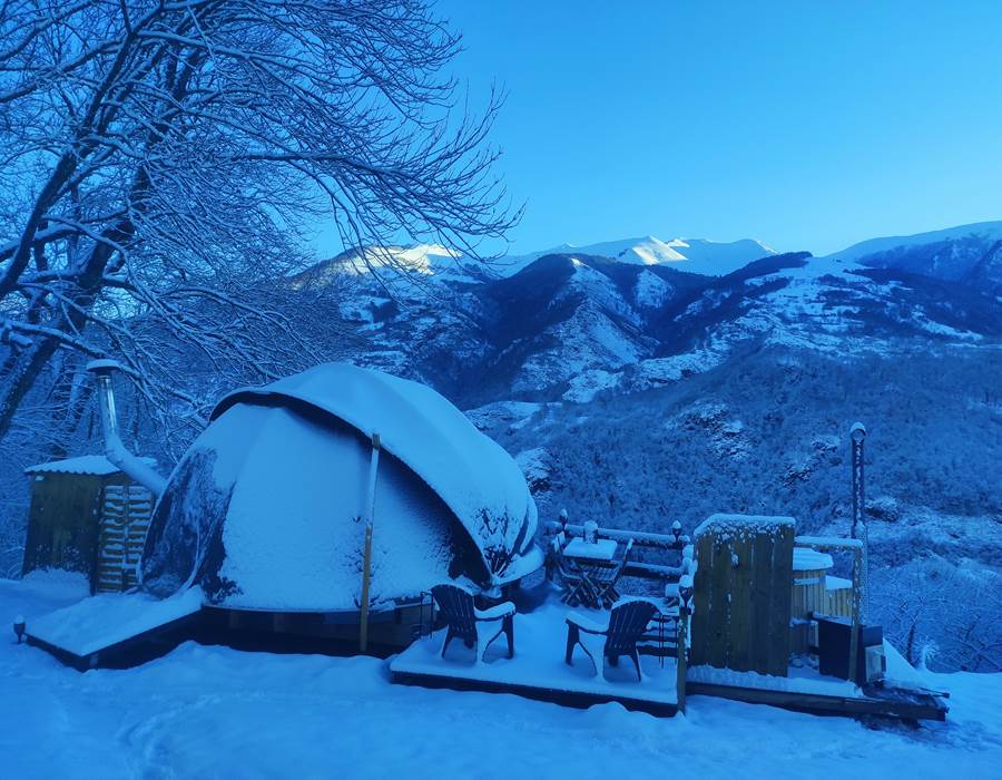 dome la taniere et jacuzzi pyrénées