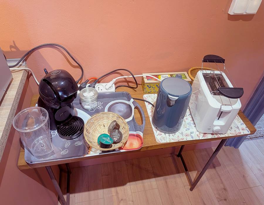 Cuisine-café-thé-bouilloire-cafetière-expresso-16 bis gite hotel-albi-marssac
