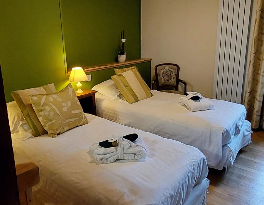 option lits jumeaux ou TWIN chambre Paul Rebeyrolle