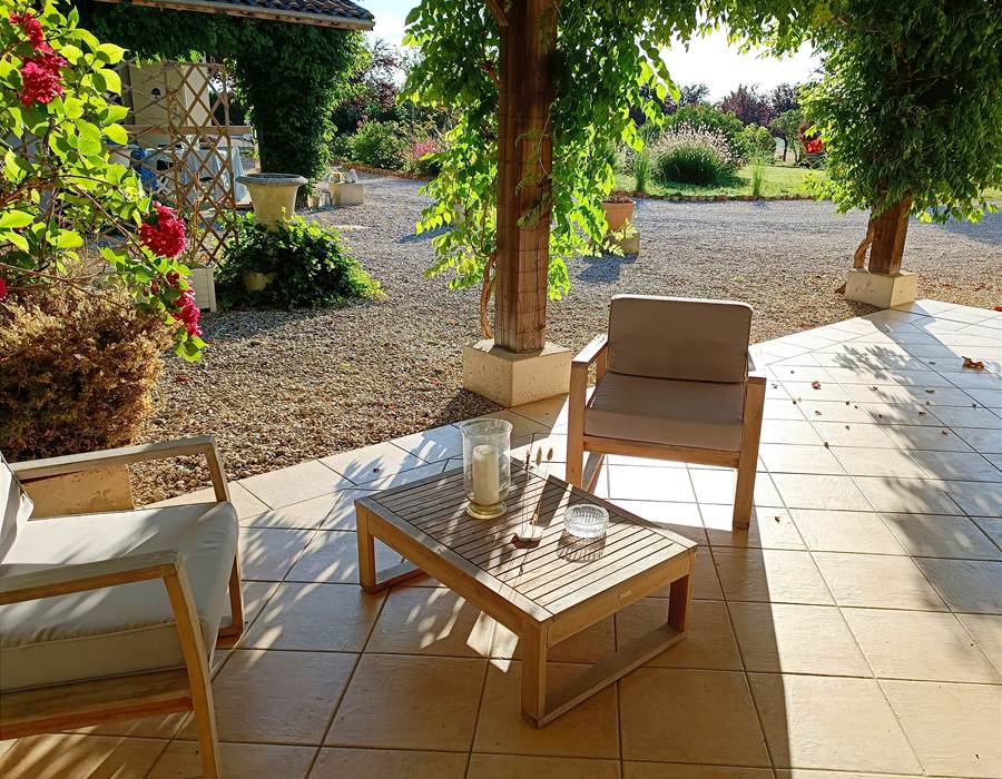 Gîtes, chambre d'hôtes et table d'hôtes gastronomique à Casteljaloux Lot et Garonne, piscine, jacuzzi et spa