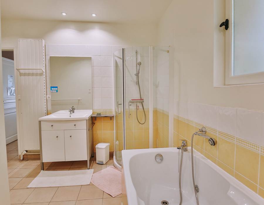 Gîte partagé n°1 - Salle de bain