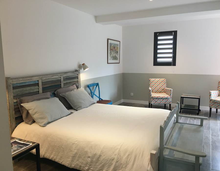 Vue d'ensemble de la chambre pour 2 personnes