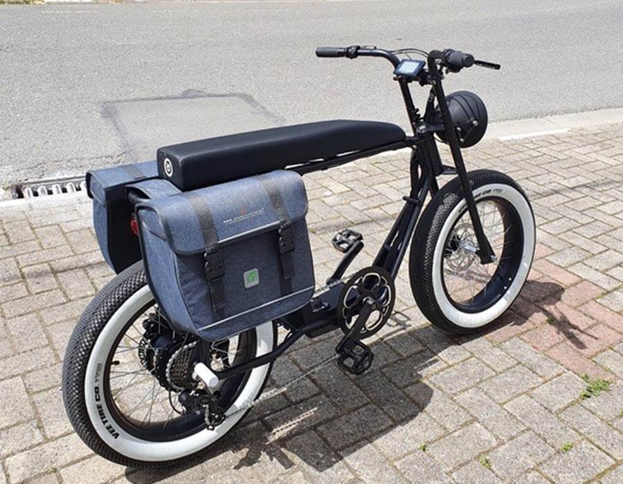 Uni-Moke