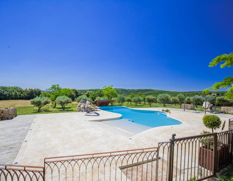 mas - piscine - plage - terrasse - gard - cevennes