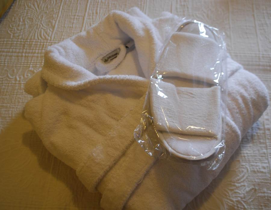 pt-peignoir et chaussons