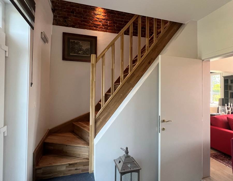 L'escalier du  vestiaire