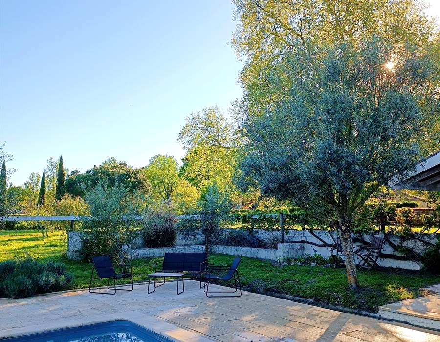 Gîtes, chambre d'hôtes et table d'hôtes gastronomique à Casteljaloux Lot et Garonne, piscine, jacuzzi et spa