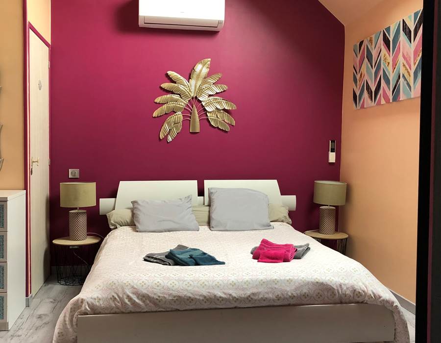 Lerougeetblanc-chambre hote gite-auxerre yonne bourgogne franche comté-piscine spa sauna hammam jacuzzi-famille couple mariage-repas dégustation- repos calme campagne-guedelon vezelay chablis joigny_Vaudésir1
