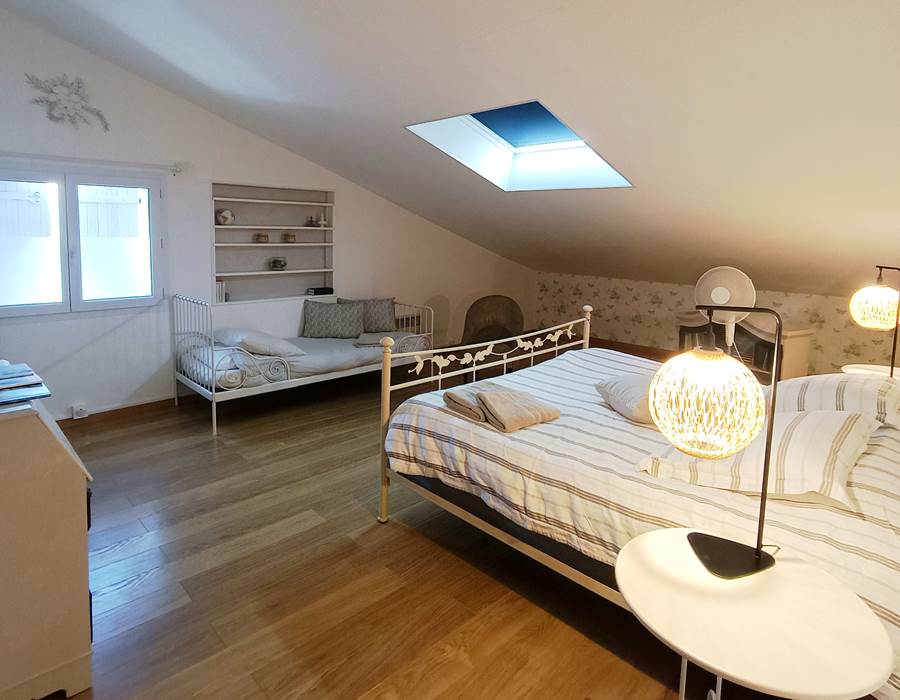 Gîtes, chambre d'hôtes et table d'hôtes gastronomique à Casteljaloux Lot et Garonne, piscine, jacuzzi et spa