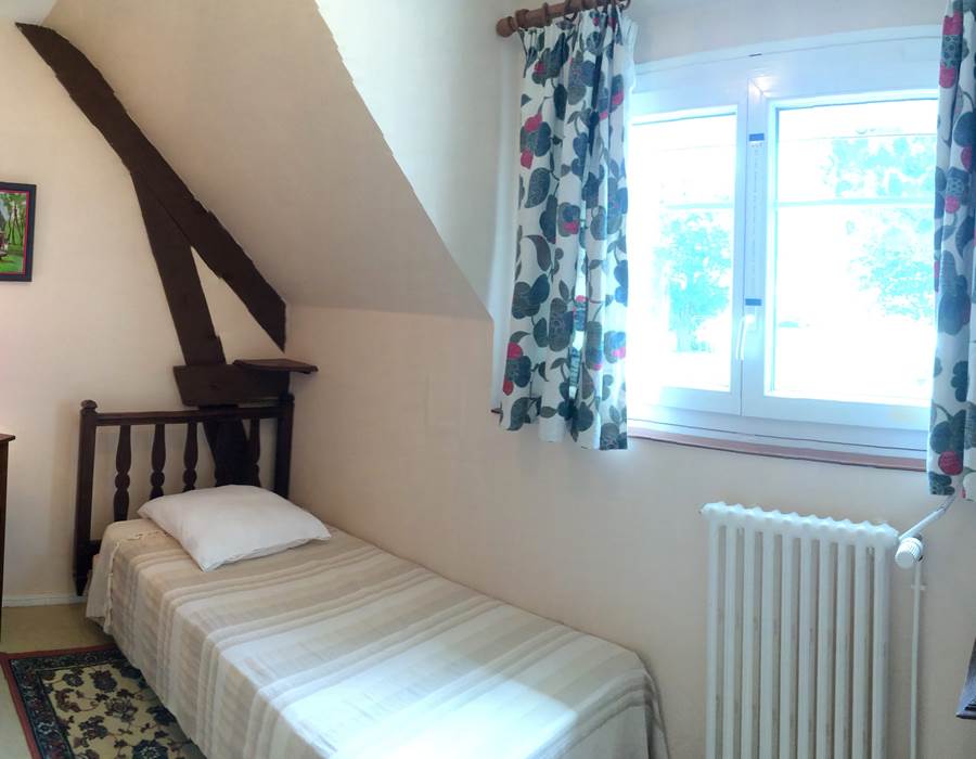 chambre 1 lit simple