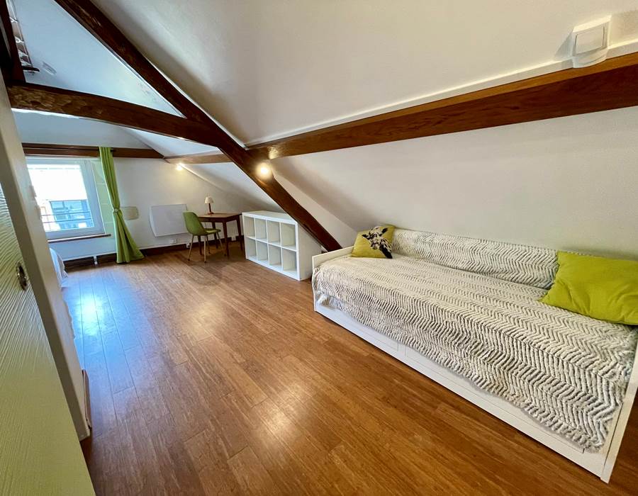 Le Canapé transformable en lit Queen size