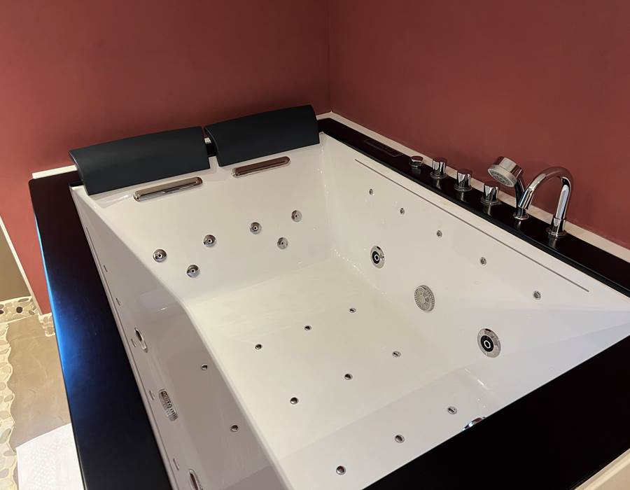 SPA Balnéo - La Voyageuse