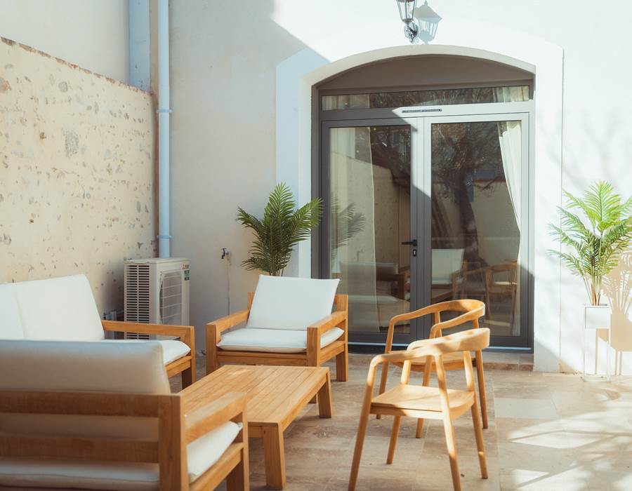 MAISON-BALAS-Suite-Casa-&-Spa-Terrasse