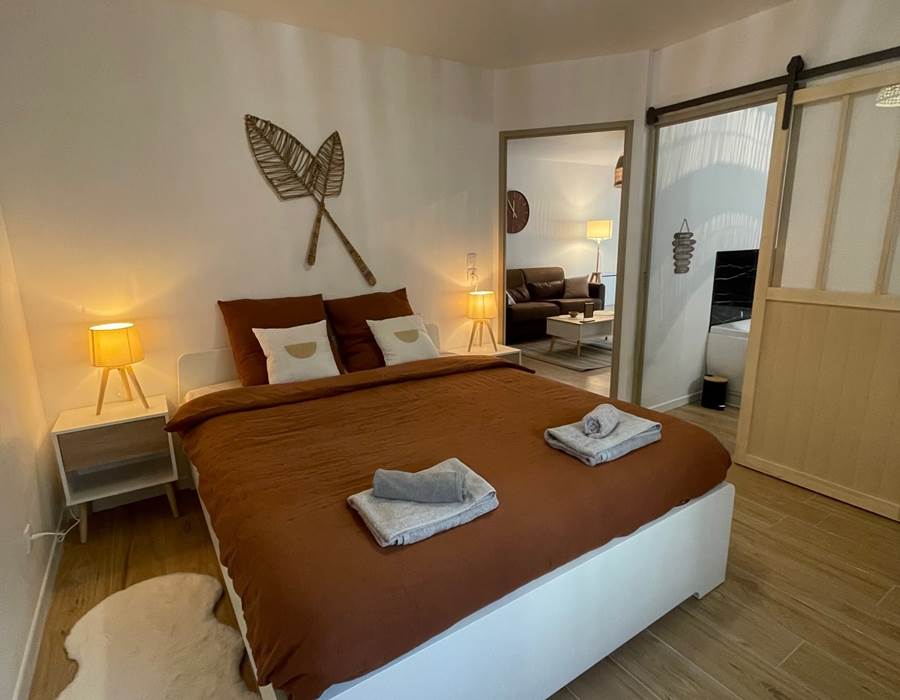 Chambre avec lit 160*200