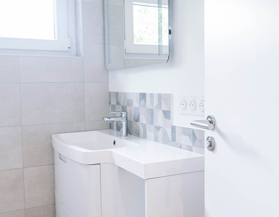 évier + miroir / sink + mirror