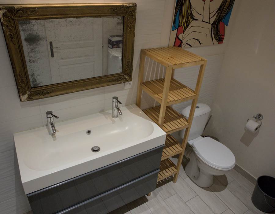 Salle de douche 1