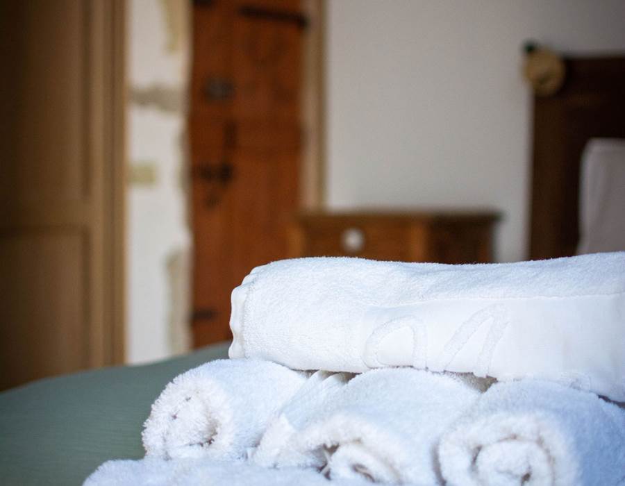 Chambre d'hôtes les chemins de Berdis Blanche détail2