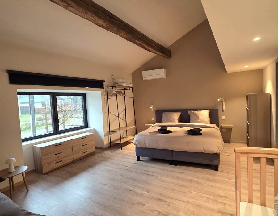 Chambre 1 (familiale avec 3 couchages)