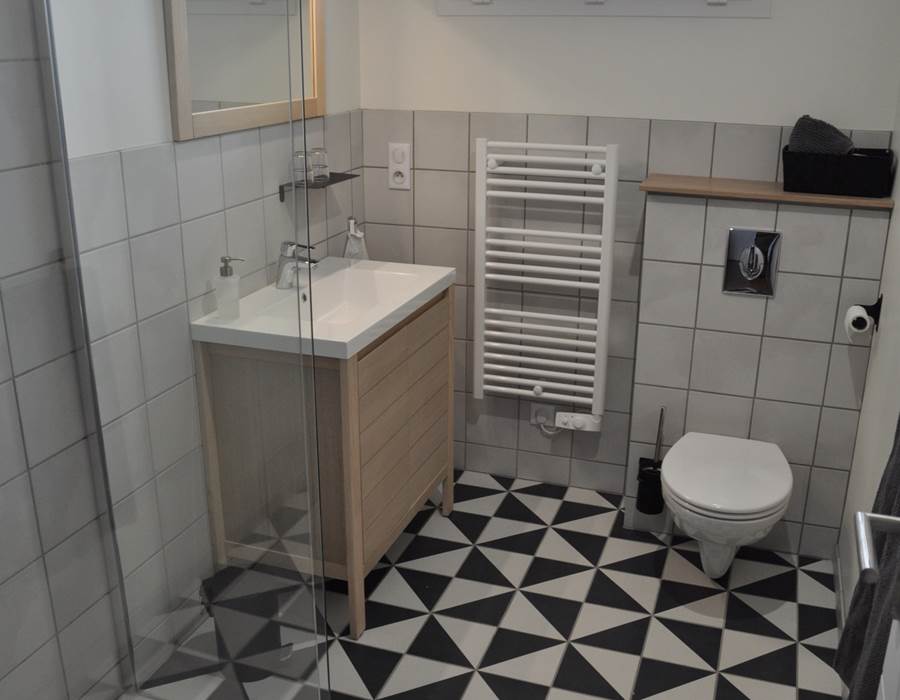 salle d'eau chambre 3