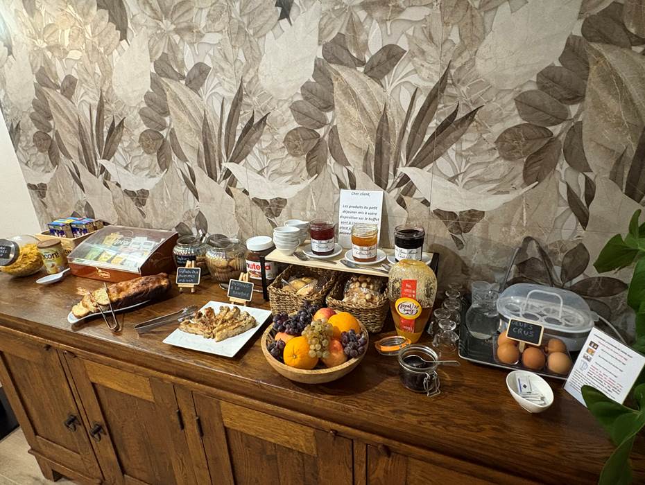 BUFFET PETIT DEJEUNER