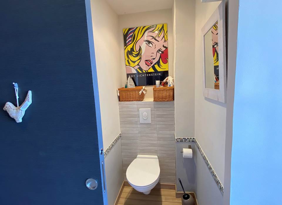 Ecume : toilettes séparées
