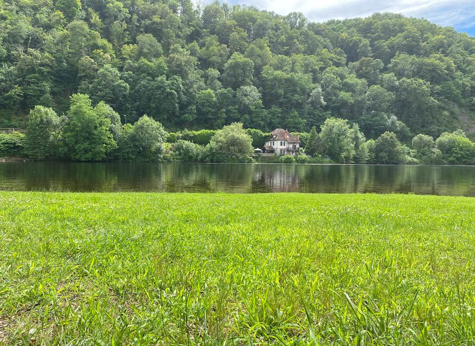 Alentours du Petit Camping - Plage Altillac