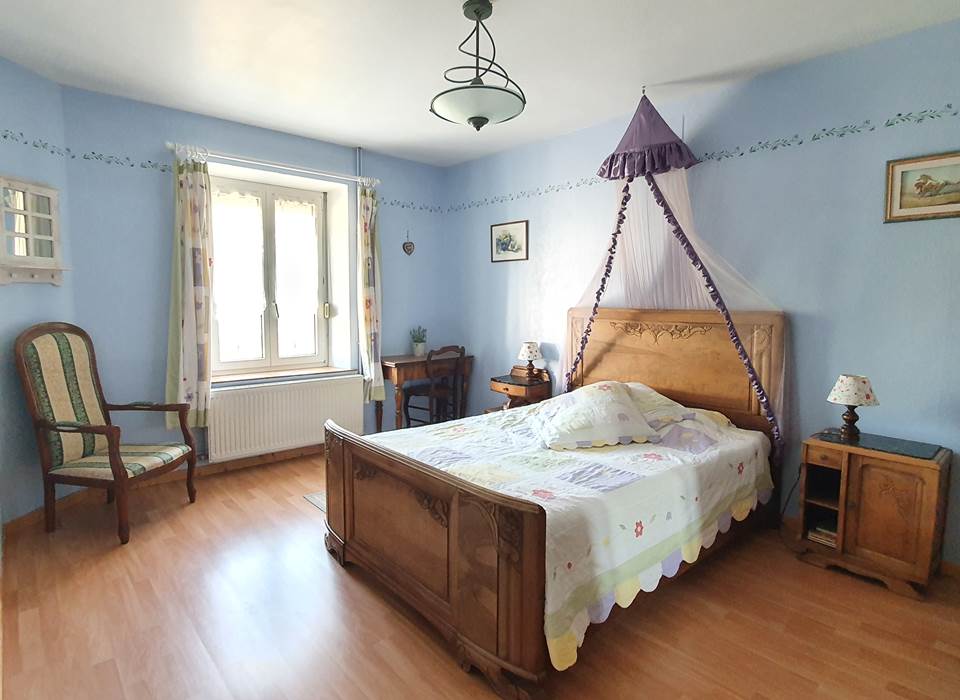 Gîte des Reine Chambre Charmaie