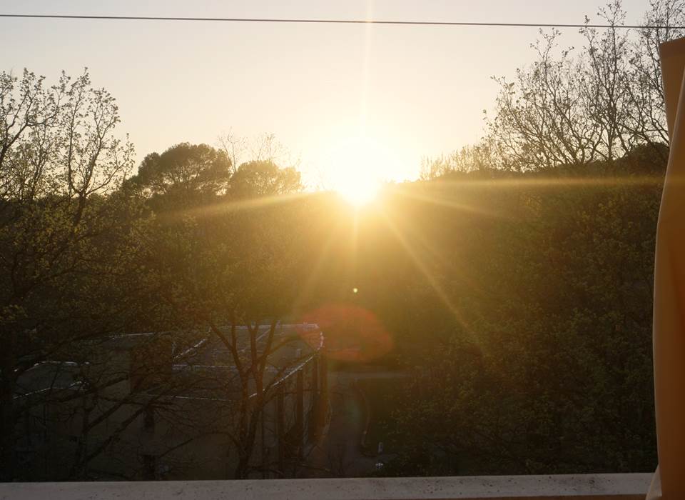 Vue balcon couché de soleil