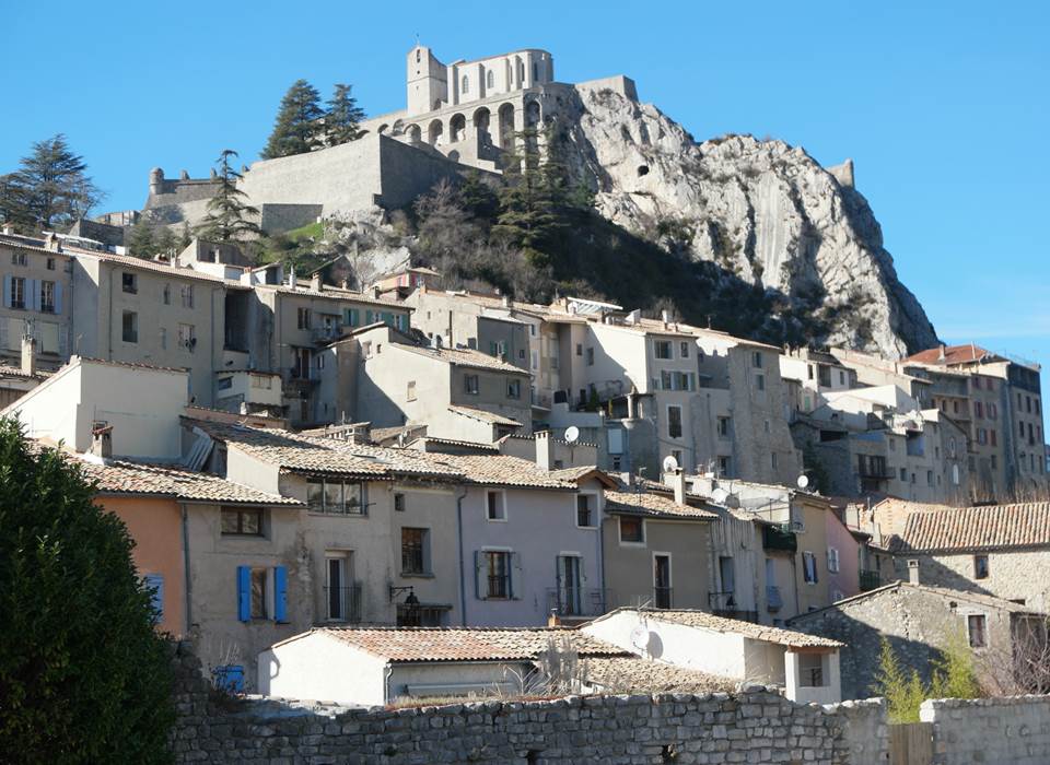 Gréoux château1-k