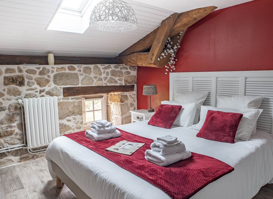 La Vieille Maison de Pensol - chambre pour 2 - charme et calme