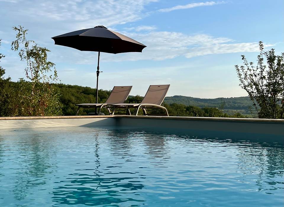 Piscine gîte La Blanchie Haute