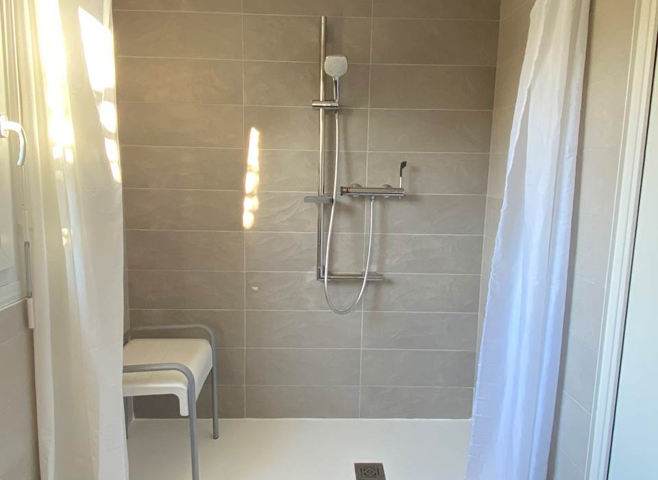 Residence 3 iles_Binic-Etables sur mer_Gite Hotel_Douche Ouessant