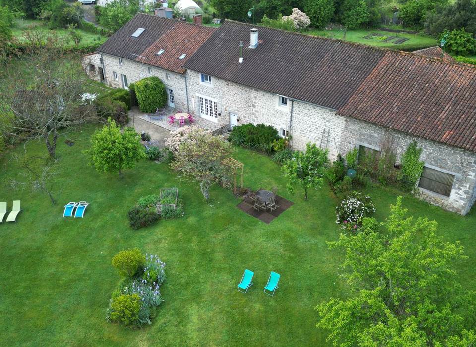 la vieille maison de Pensol, vue d'en haut