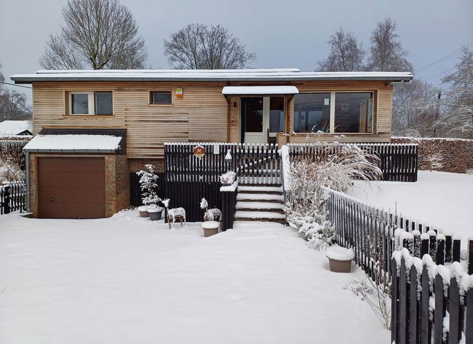 Le chalet du Ménobu sous la neige