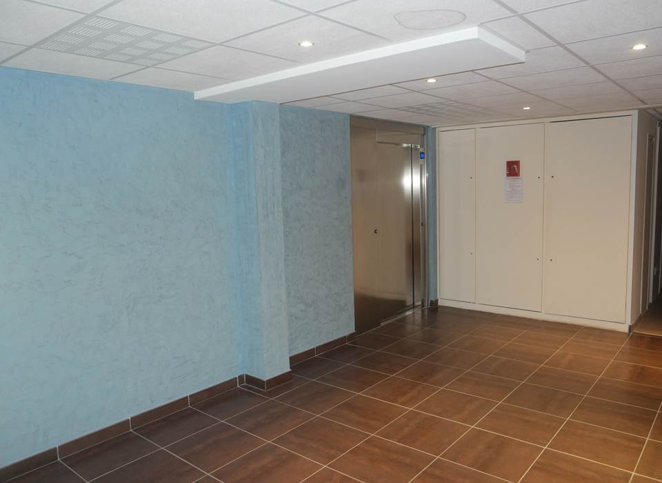 Halle d'entrée-k
