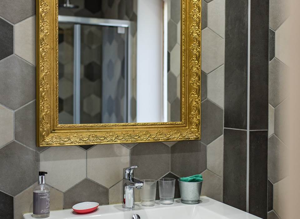 Chambre avec salle de bain
