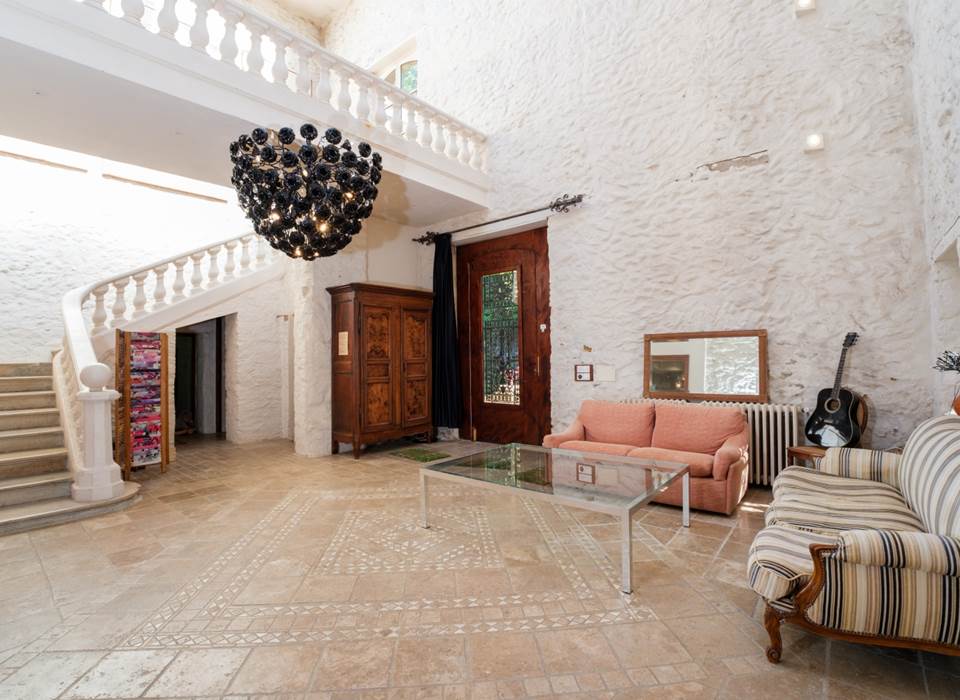Le Hall majestueux, pour entrer en grandes pompes
