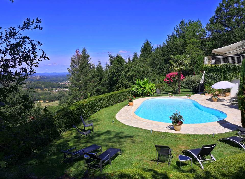 Vallée Dordogne et piscine chauffée Villa Ric
